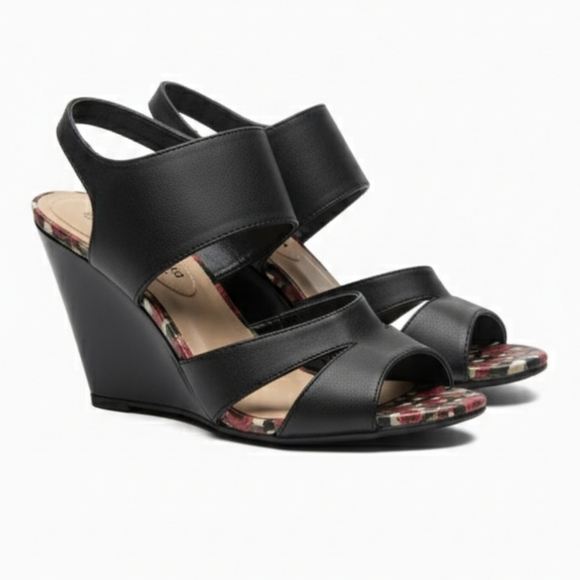 Cushion Walk by Avon Shoes - Cushion Walk by Avon Women's Size 7 Black Red Roses Faux Leather Wedge Sandals